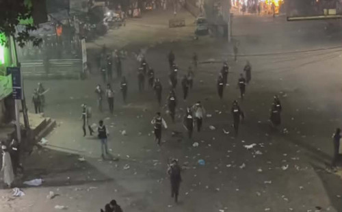 হাদি হত্যার বিচার চেয়ে আন্দোলনরতদের আবারও ধাওয়া পুলিশের 