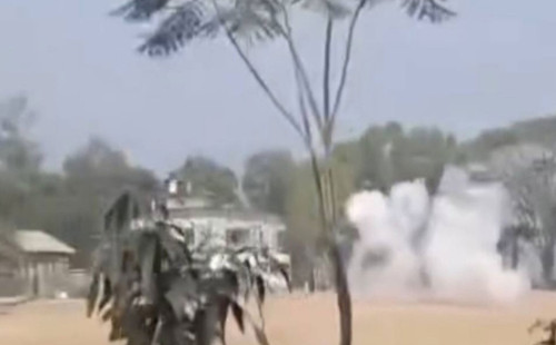 মুন্সীগঞ্জে কেন্দ্রের পাশে ককটেল বিস্ফোরণ 