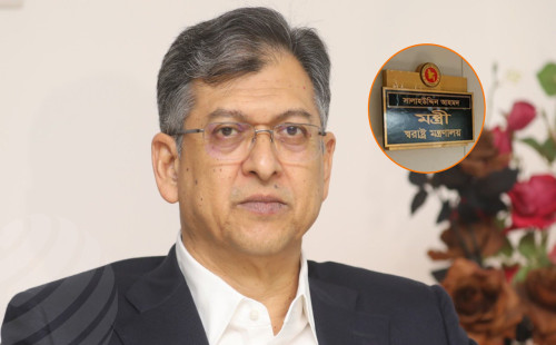 লাগানো হয়েছে স্বরাষ্ট্রমন্ত্রীর নেমপ্লেট, দেওয়ায হবে গার্ড অব অনার 