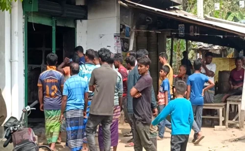 মহেশপুরে বিএনপি কার্যালয়ে আগুন, ককটেল বিস্ফোরণ 