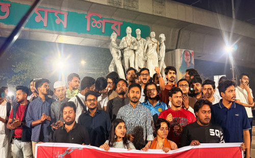 হাদীর খুনিদের ফিরিয়ে এনে বিচারের দাবি, ছাত্রশক্তির বিক্ষোভ 