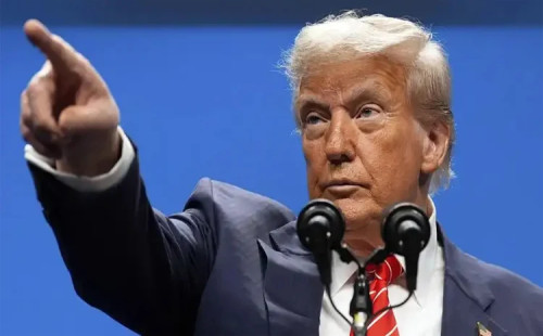 অরবানকে ‘পূর্ণ ও সর্বাত্মক’ সমর্থন ট্রাম্পের 